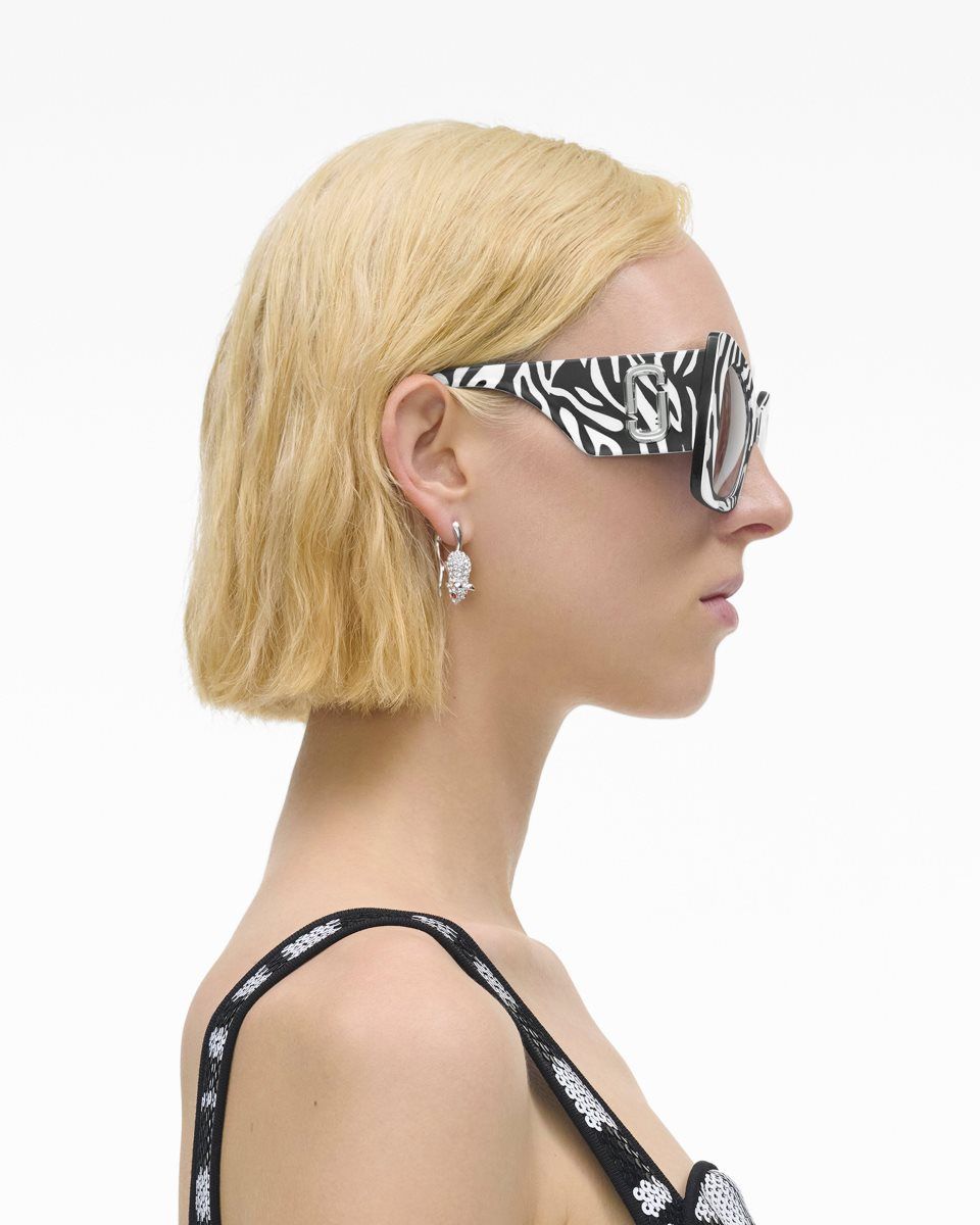 Lunette de Soleil Marc Jacobs The J Marc Oversized Cat Eye Sunglasses Femme Noir Blanche | 148VTKRIZ