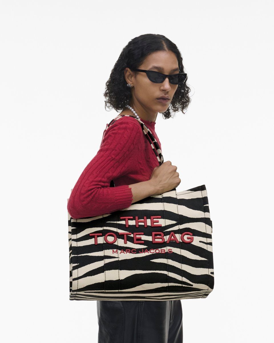 The Tote Bag Marc Jacobs The Zebra Canvas Large Tote Bag Femme Noir Blanche | 021VAETCZ